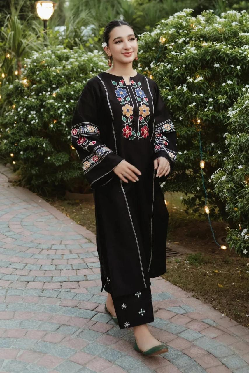 Embroidery 2pc