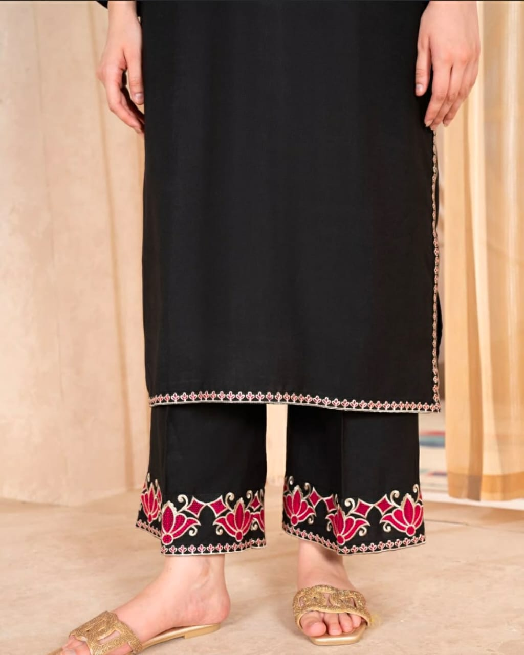 Black Rose 2Pc